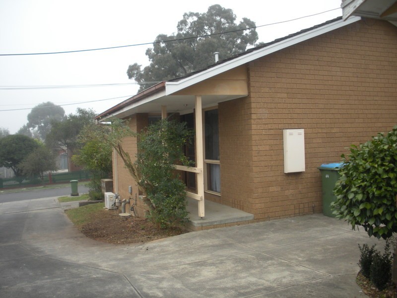 1/84 Sherlock Road, Mooroolbark VIC 3138