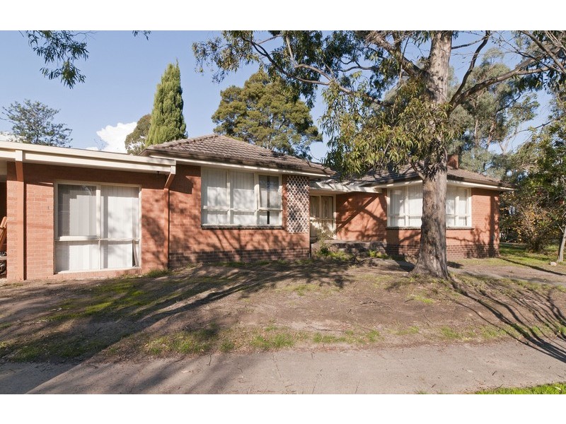25 Lincoln Road, Croydon VIC 3136