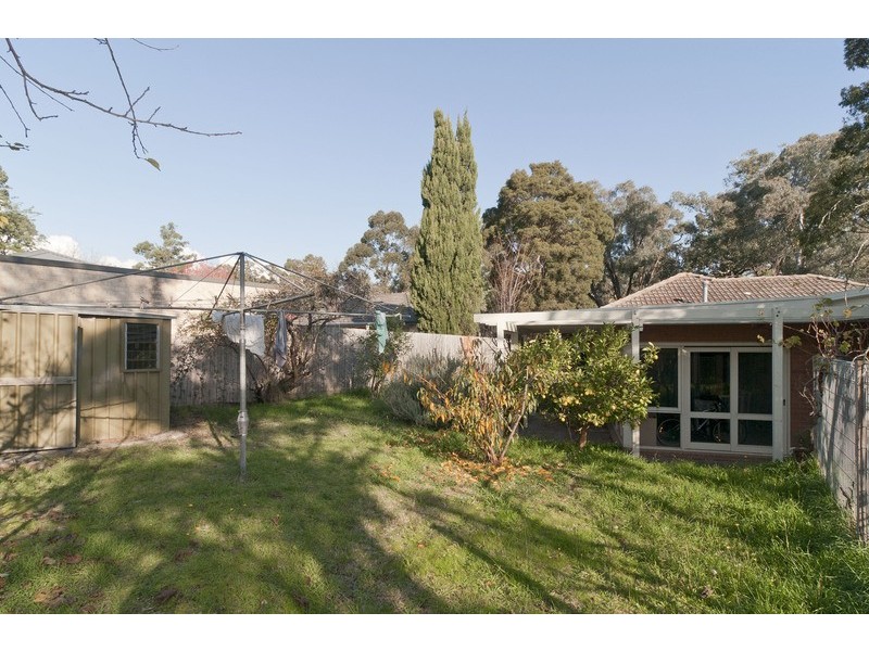 25 Lincoln Road, Croydon VIC 3136