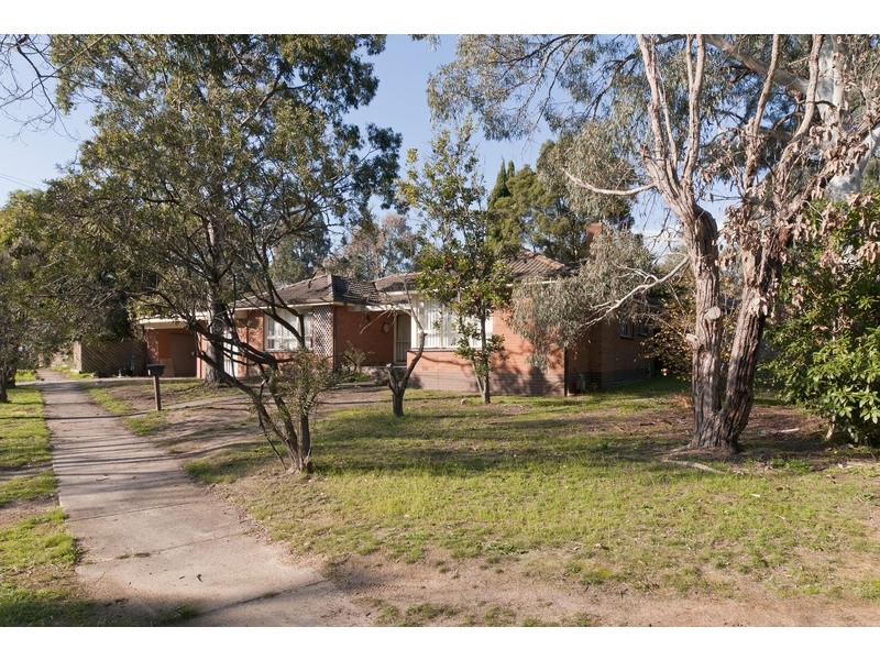 25 Lincoln Road, Croydon VIC 3136