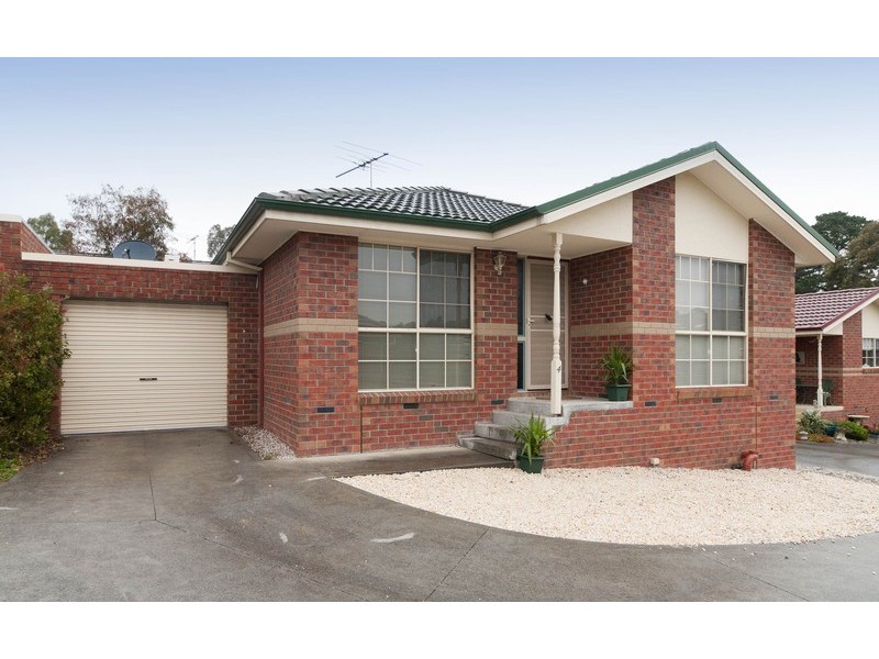 4/18 Russell Avenue, Mooroolbark VIC 3138