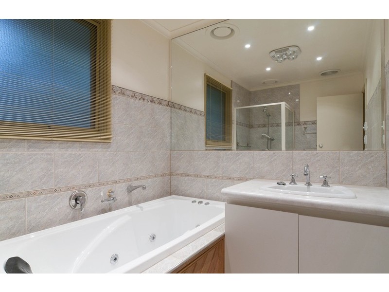 61 Lancaster Road, Mooroolbark VIC 3138