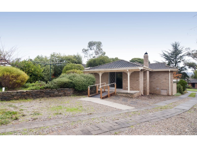 61 Lancaster Road, Mooroolbark VIC 3138