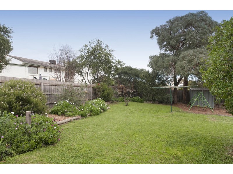 10 Myoora Drive, Mooroolbark VIC 3138