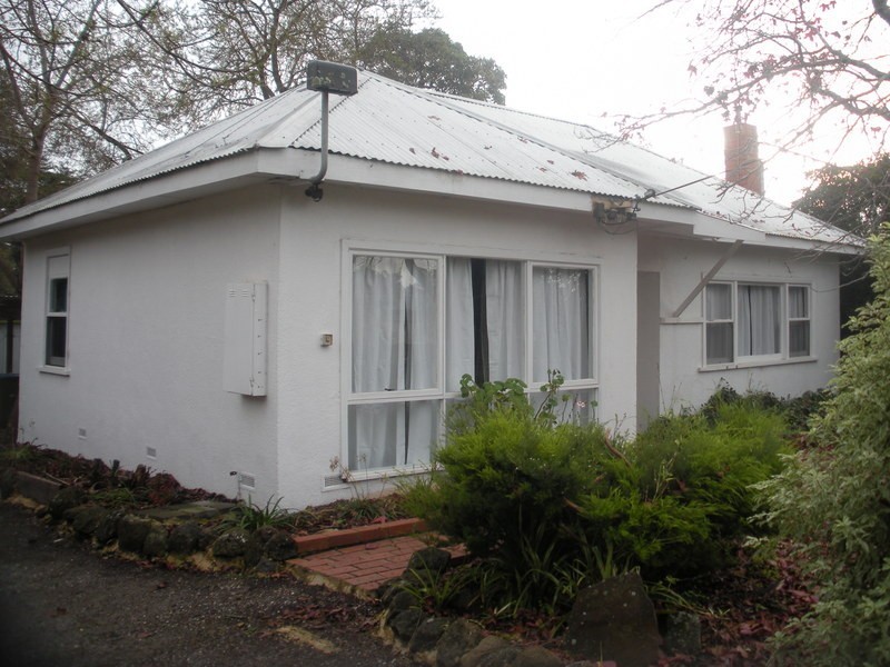 23 Bartlett Avenue, Croydon VIC 3136