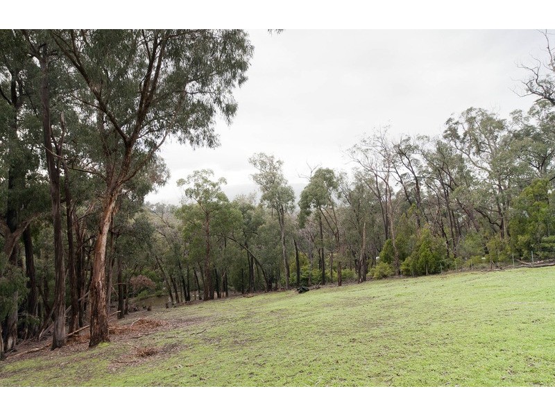 25 Hillcrest Road, Gruyere VIC 3770