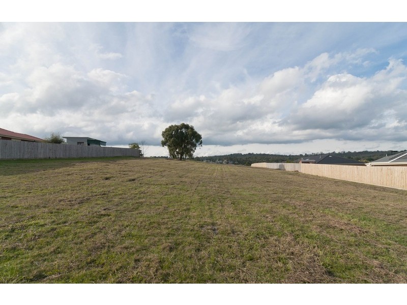 11 Bellbird Drive, Lilydale VIC 3140