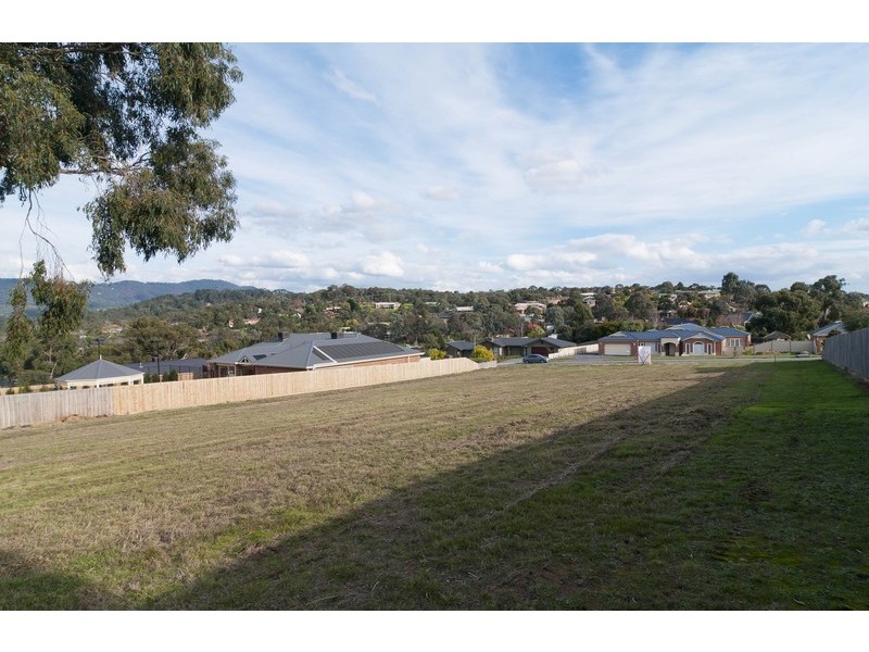 11 Bellbird Drive, Lilydale VIC 3140