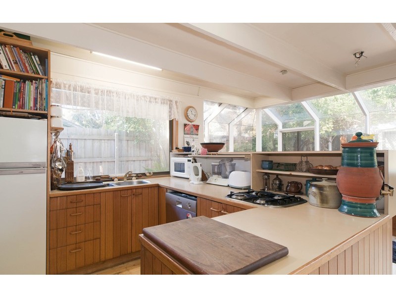 6 Marlow Street, Mooroolbark VIC 3138