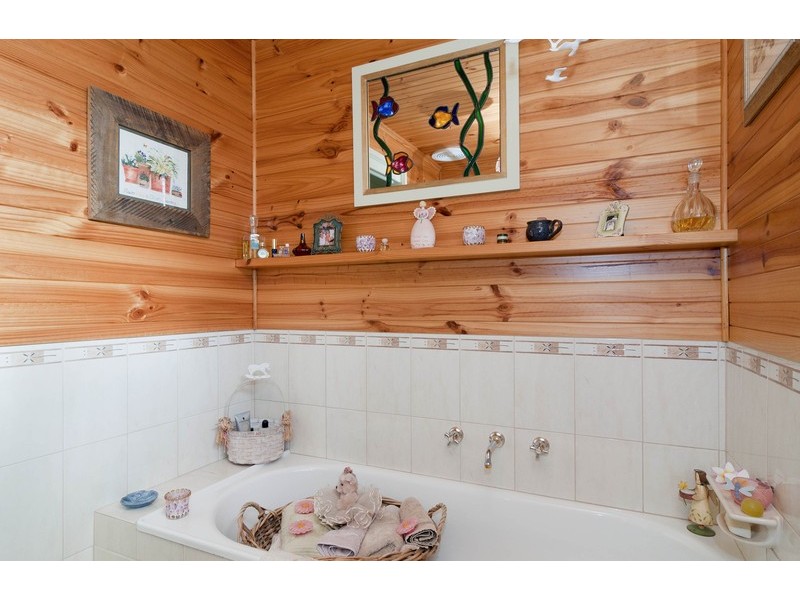 5 Anita Street, Kilsyth VIC 3137