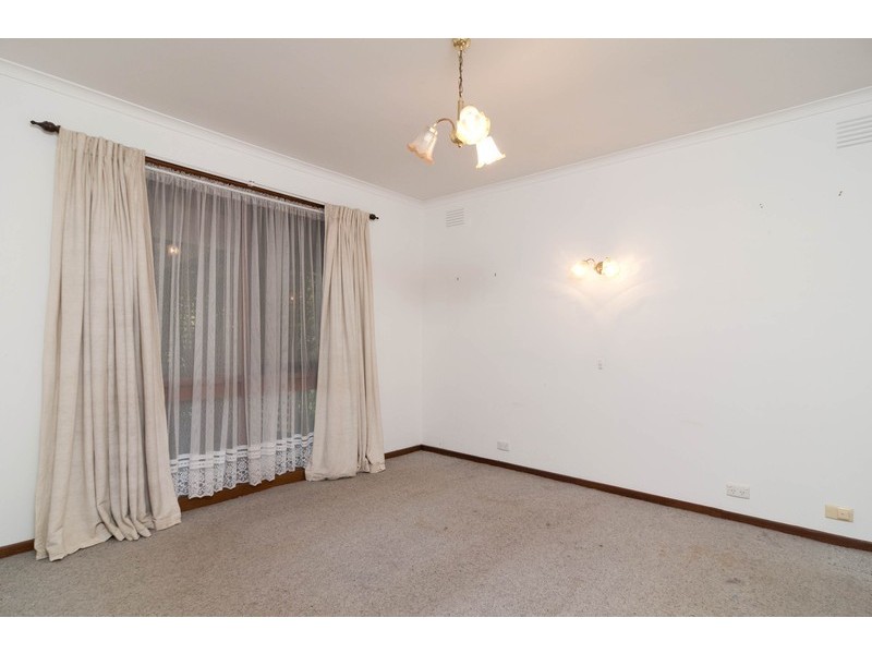 1 Carole Avenue, Chirnside Park VIC 3116