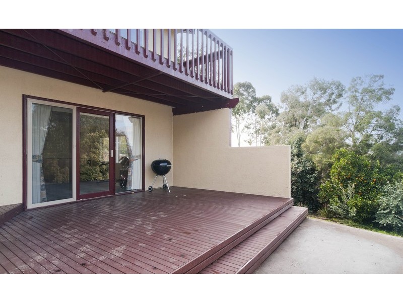 10 Devon Walk, Mooroolbark VIC 3138
