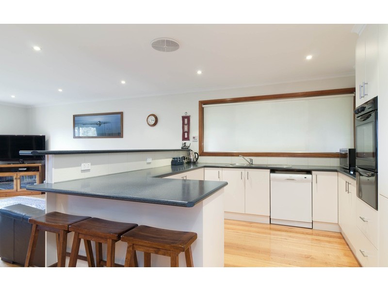 10 Kilborn Court, Kilsyth VIC 3137