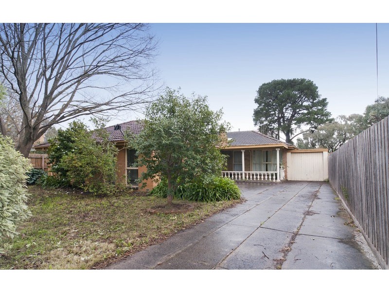 107 Cambridge Road, Mooroolbark VIC 3138