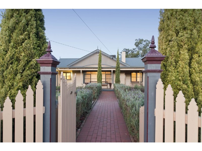 386 Maroondah Highway, Croydon VIC 3136