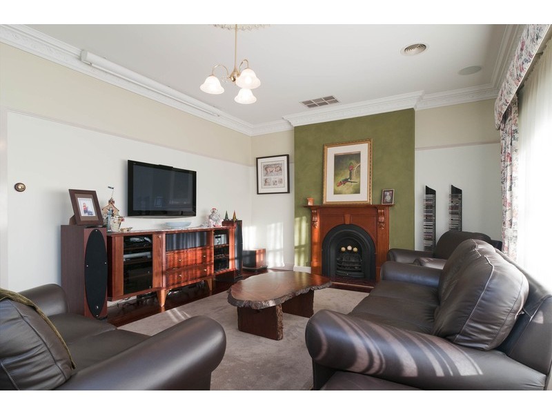 386 Maroondah Highway, Croydon VIC 3136