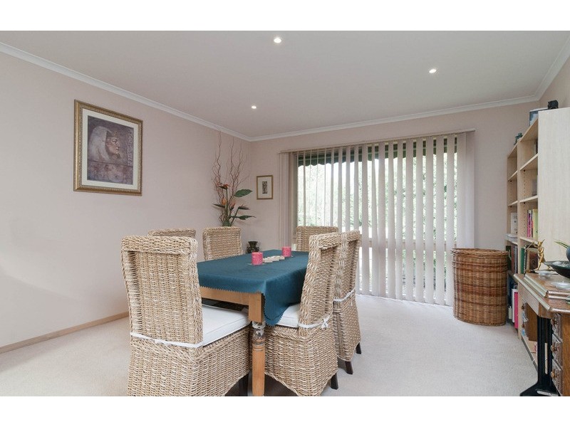 5 Camelot Court, Mooroolbark VIC 3138