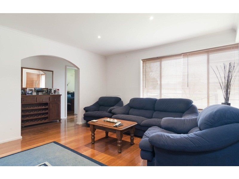 1/111 Carronvale Road, Mooroolbark VIC 3138