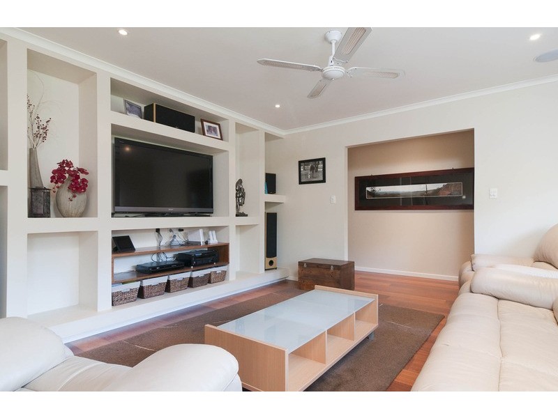 136 Lomond Avenue, Kilsyth VIC 3137