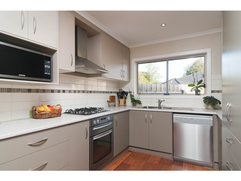 136 Lomond Avenue, Kilsyth VIC 3137