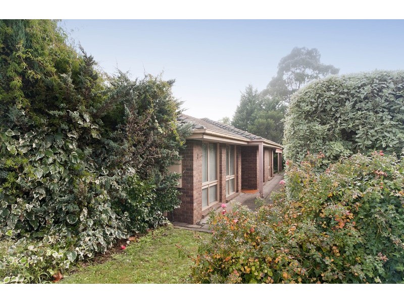 1 Carole Avenue, Chirnside Park VIC 3116