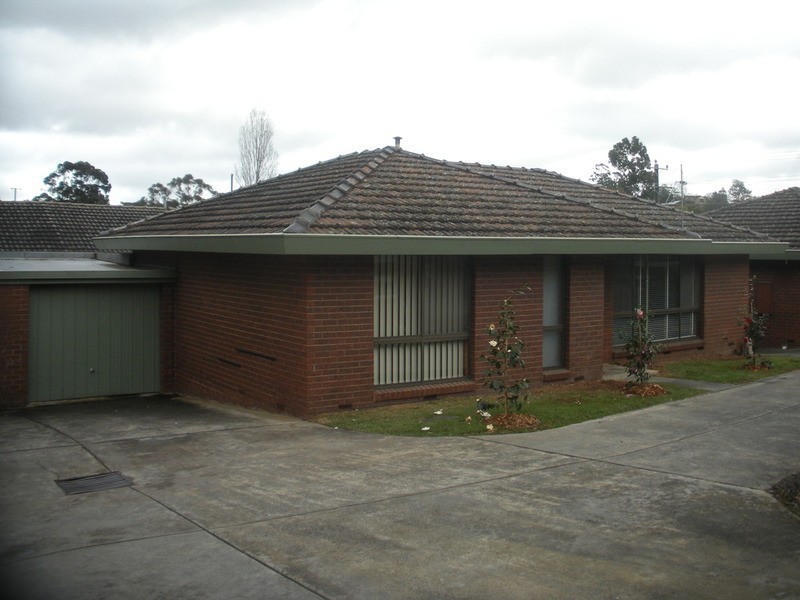 4/208 Hull Road, Mooroolbark VIC 3138