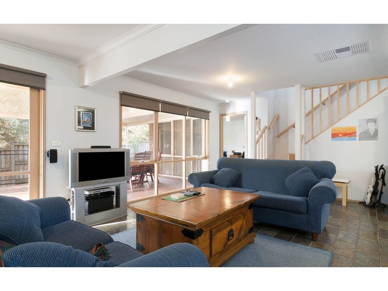 35 Summerhill Park Drive, Mooroolbark VIC 3138