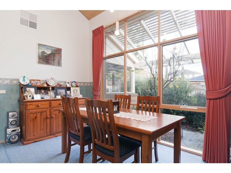 35 Summerhill Park Drive, Mooroolbark VIC 3138