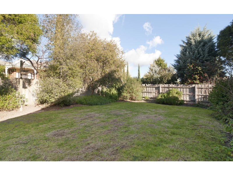 35 Summerhill Park Drive, Mooroolbark VIC 3138
