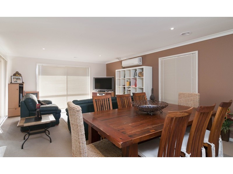 3/16 Russell Avenue, Mooroolbark VIC 3138