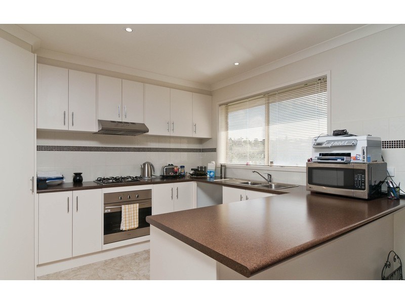 3/16 Russell Avenue, Mooroolbark VIC 3138
