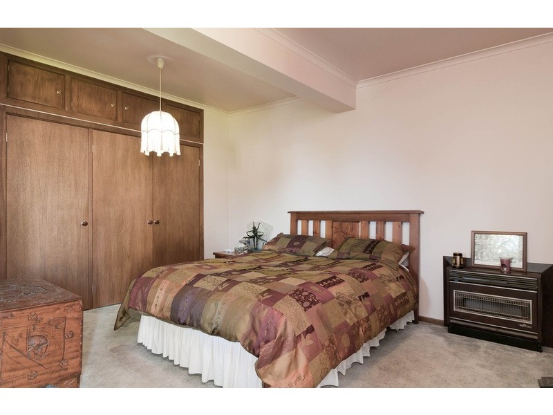 222 Liverpool Road, Kilsyth South VIC 3137