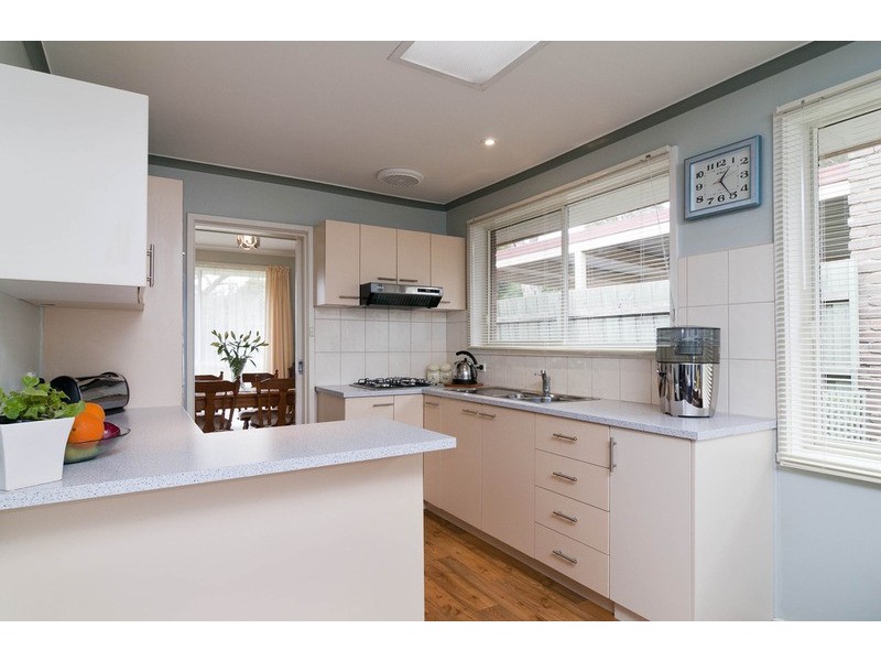 9 Arkarra Court, Mooroolbark VIC 3138