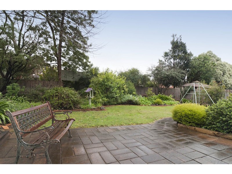 9 Arkarra Court, Mooroolbark VIC 3138