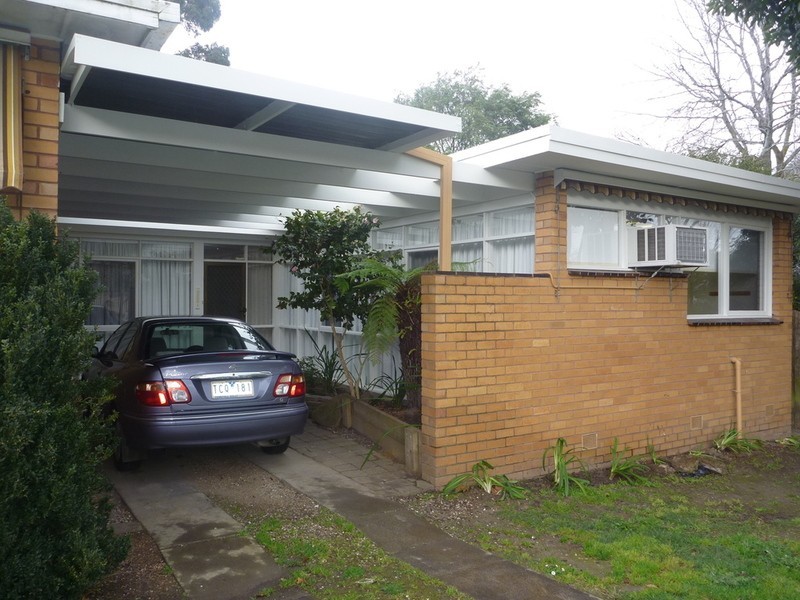 4/14 Kitchener Road, Croydon VIC 3136