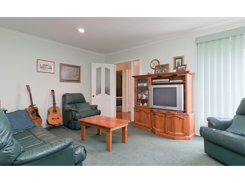 6 Kathy Court, Mooroolbark VIC 3138