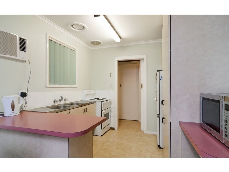 6 Kathy Court, Mooroolbark VIC 3138