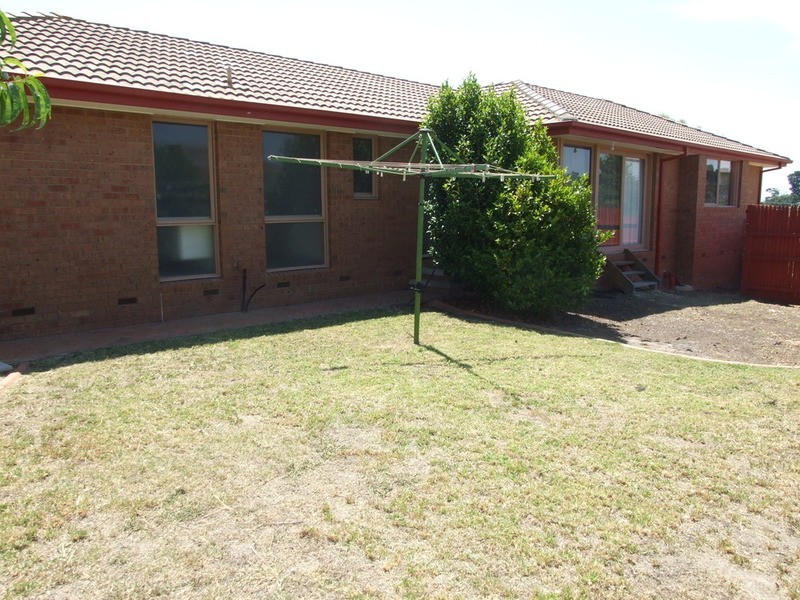 3 Hillview Court, Croydon Hills VIC 3136