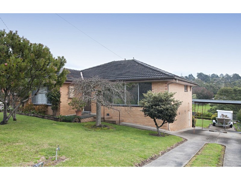 41 Greenslopes Drive, Mooroolbark VIC 3138