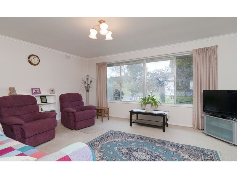 41 Greenslopes Drive, Mooroolbark VIC 3138