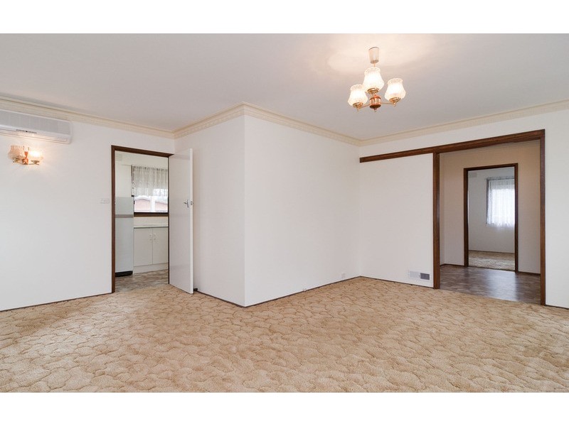 23 Kiloran Avenue, Kilsyth VIC 3137