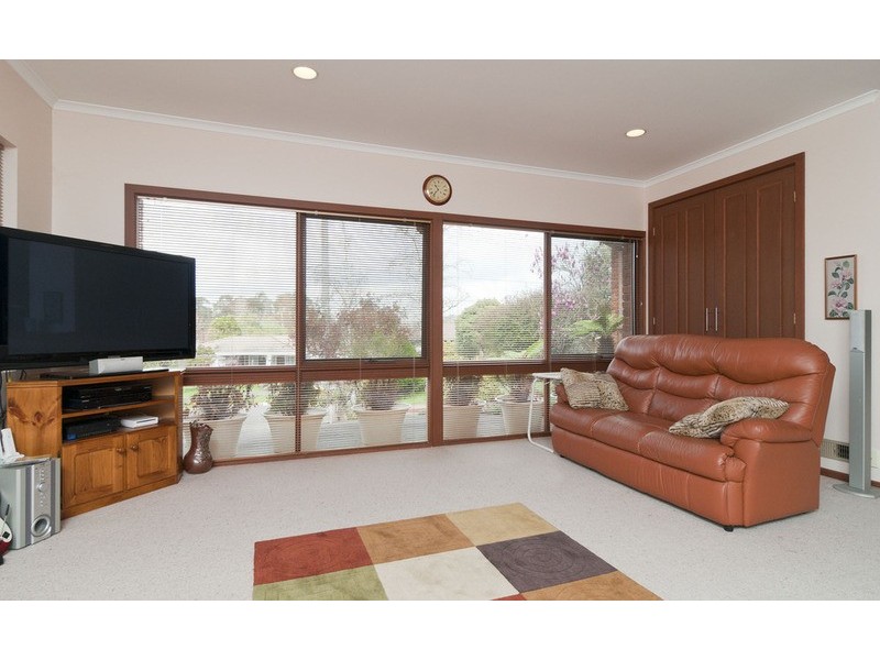 10 Melissa Court, Mooroolbark VIC 3138