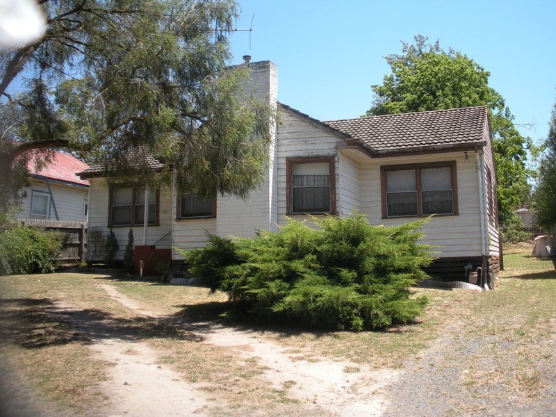 27 Cavehill Road, Lilydale VIC 3140