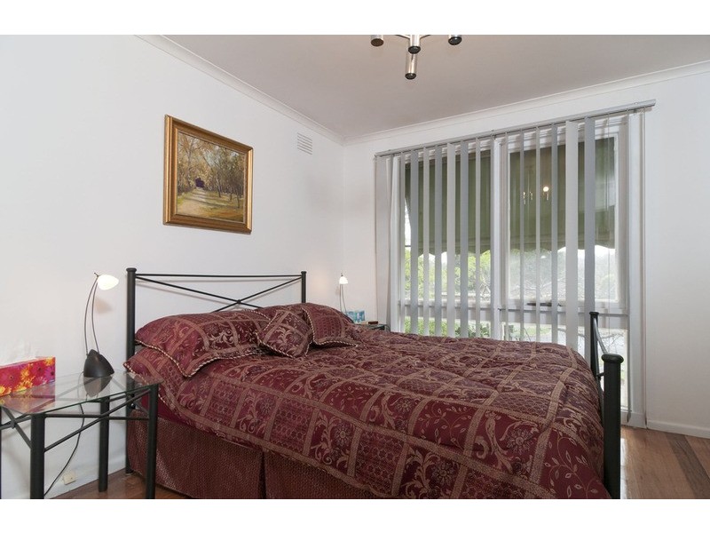 30 Sweetland Road, Mooroolbark VIC 3138