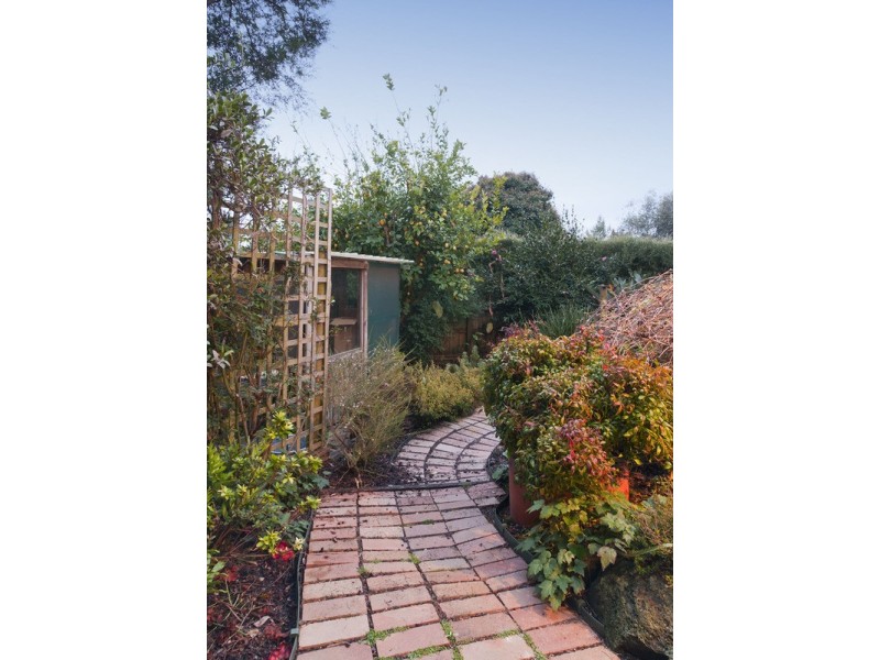 5 Guy Court, Montrose VIC 3765