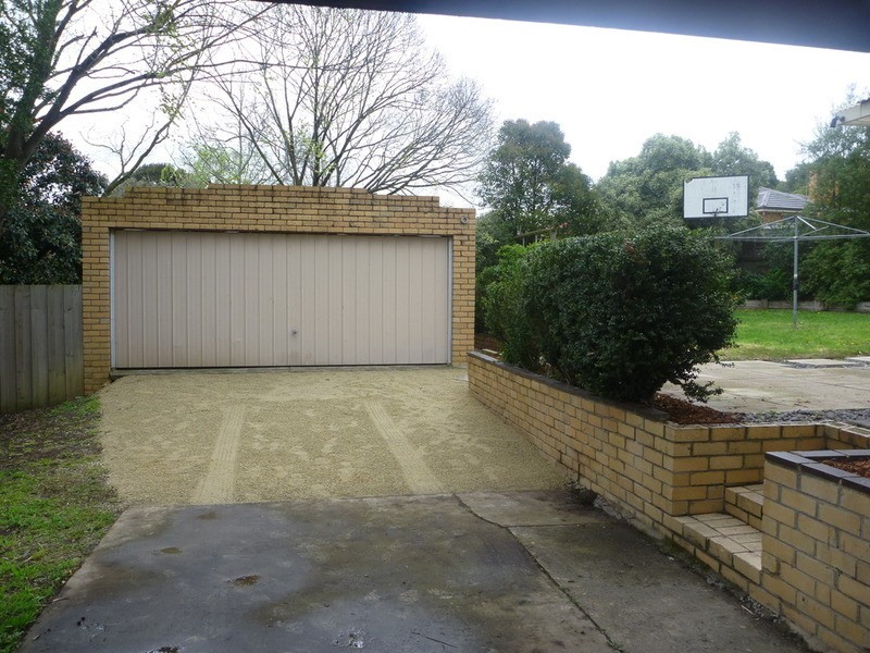 5 Bridges Avenue, Mooroolbark VIC 3138