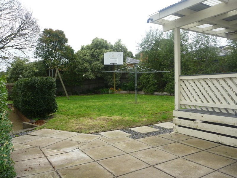 5 Bridges Avenue, Mooroolbark VIC 3138