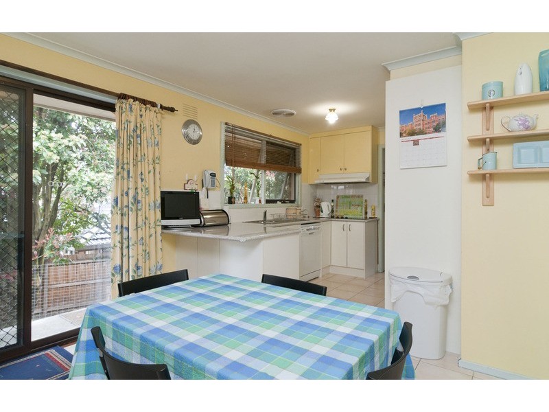 3 Churchill Drive, Mooroolbark VIC 3138