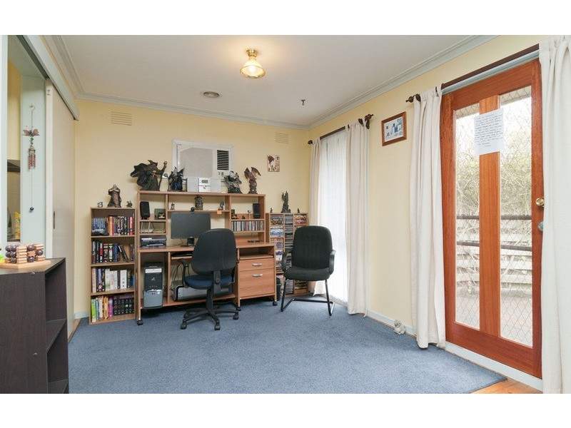 3 Churchill Drive, Mooroolbark VIC 3138