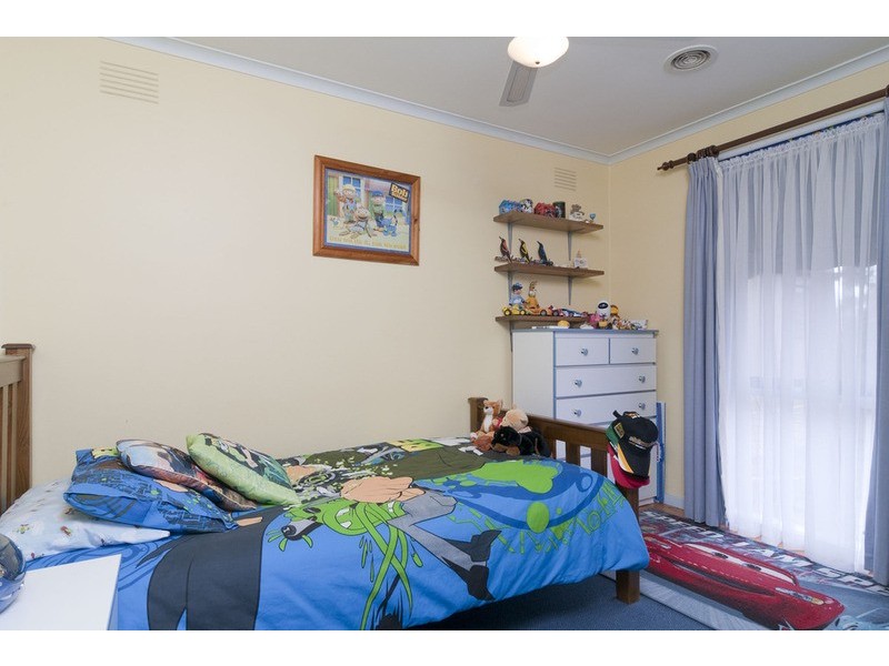 3 Churchill Drive, Mooroolbark VIC 3138